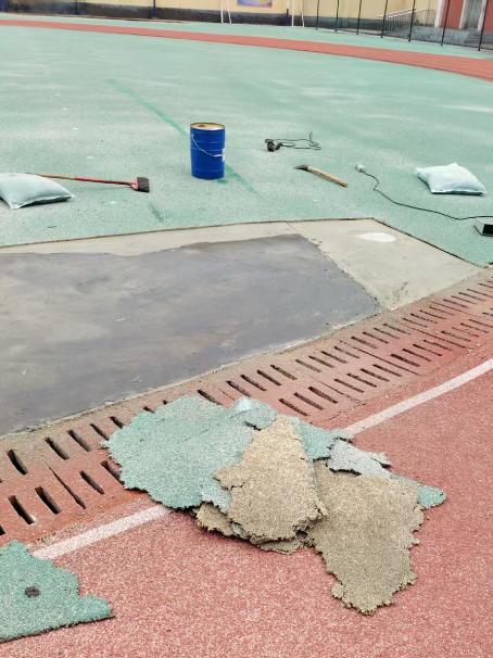 清远球场翻新维修补、球场翻新修补改造